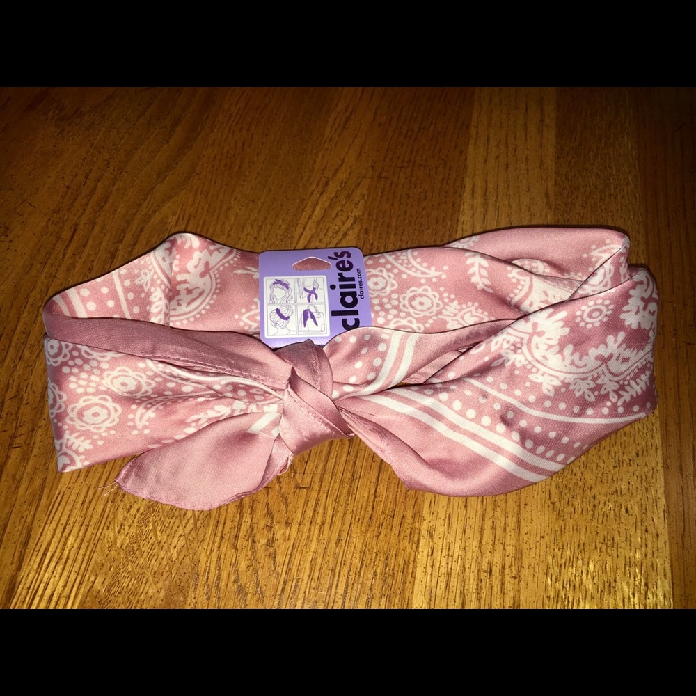 NWT Silk Claire’s headband/scarf/accessory